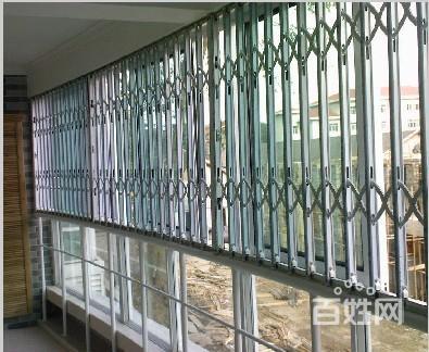 专业承接铝合金门窗,玻璃门,不锈钢加工制作安装等.